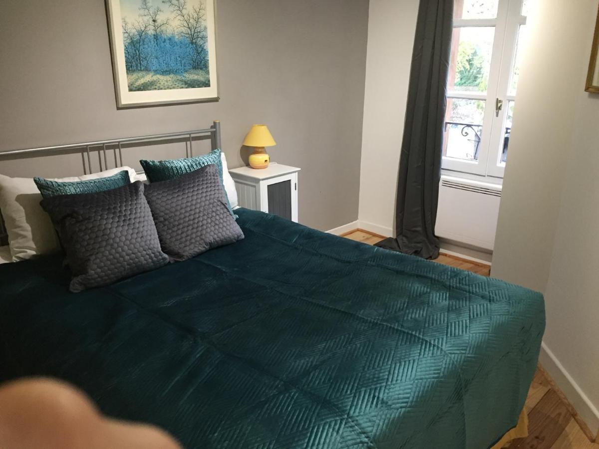 Auberge Henri IV Segur-le-Chateau エクステリア 写真