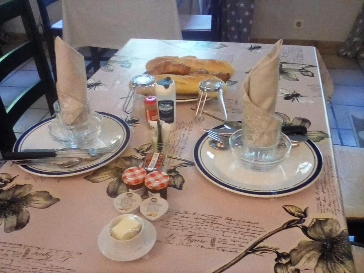 Auberge Henri IV Segur-le-Chateau エクステリア 写真